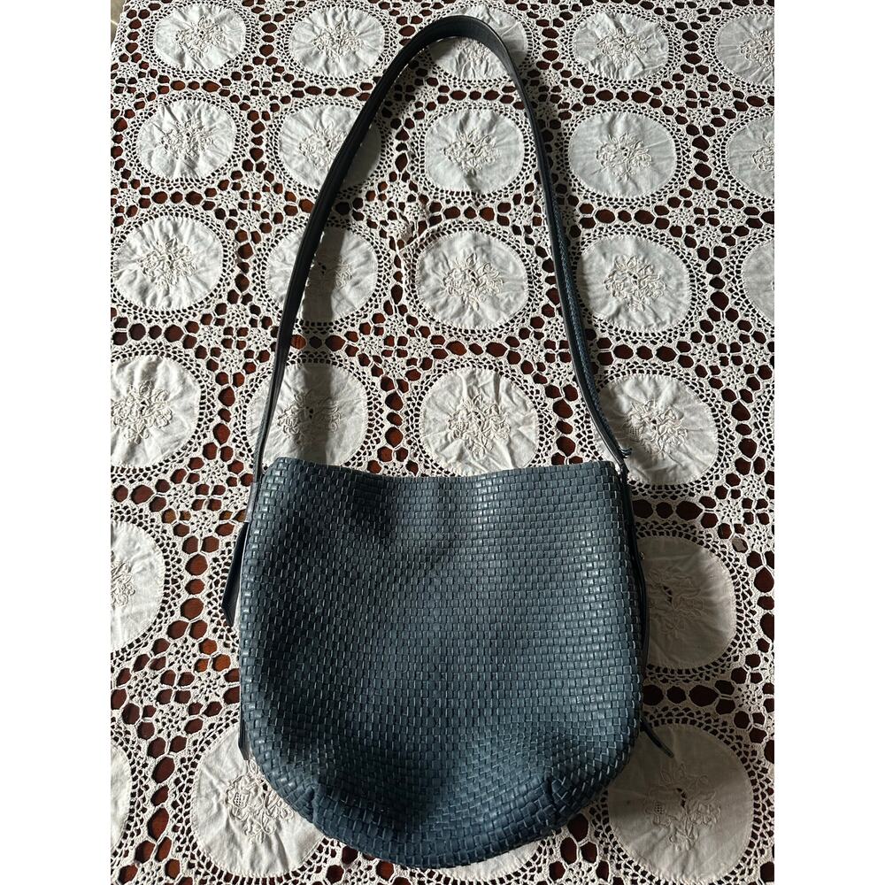 Vintage COLE HAAN Leather Woven Shoulder Bag blue Hobo crossbody